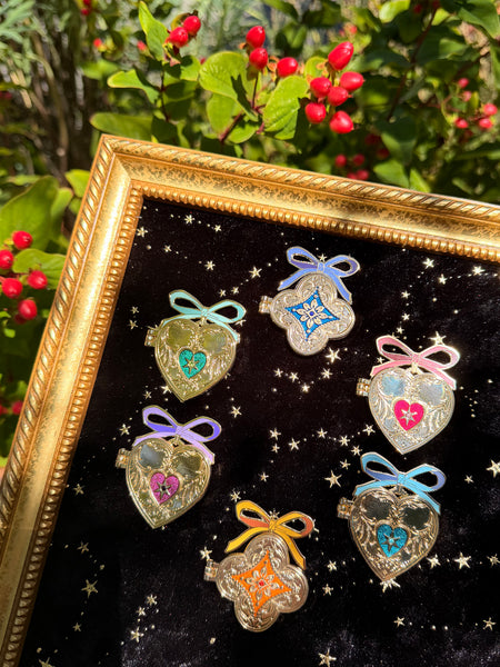 LOCKETS | WHA PIN